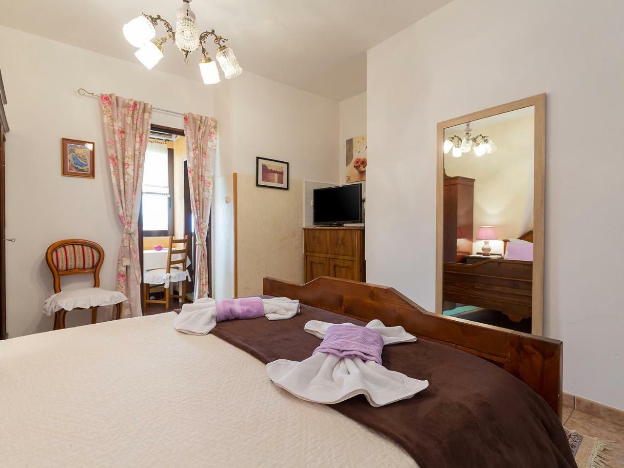 Apartments Vesna Funtana Extérieur photo