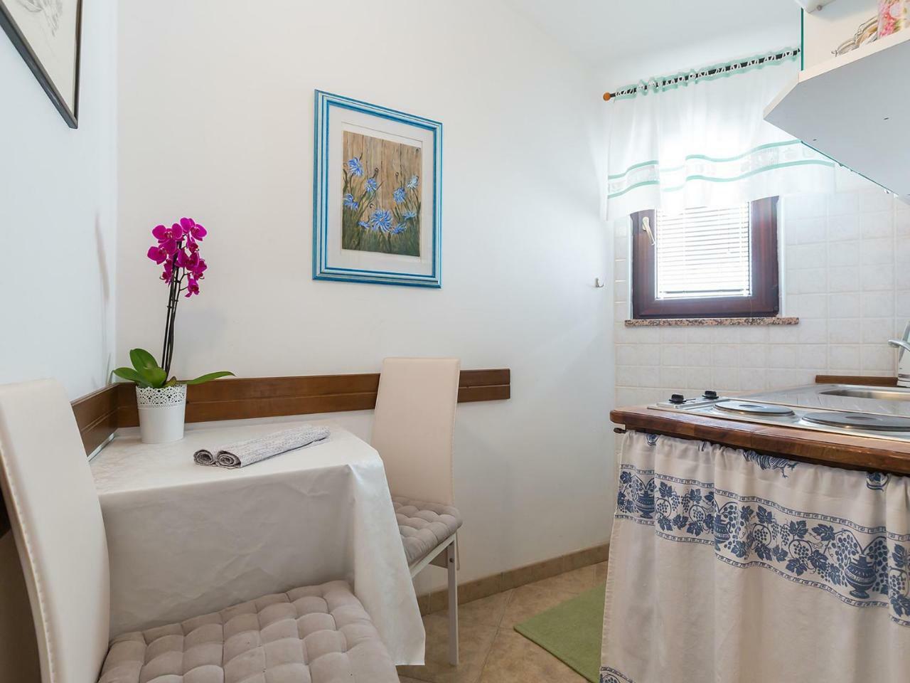 Apartments Vesna Funtana Extérieur photo