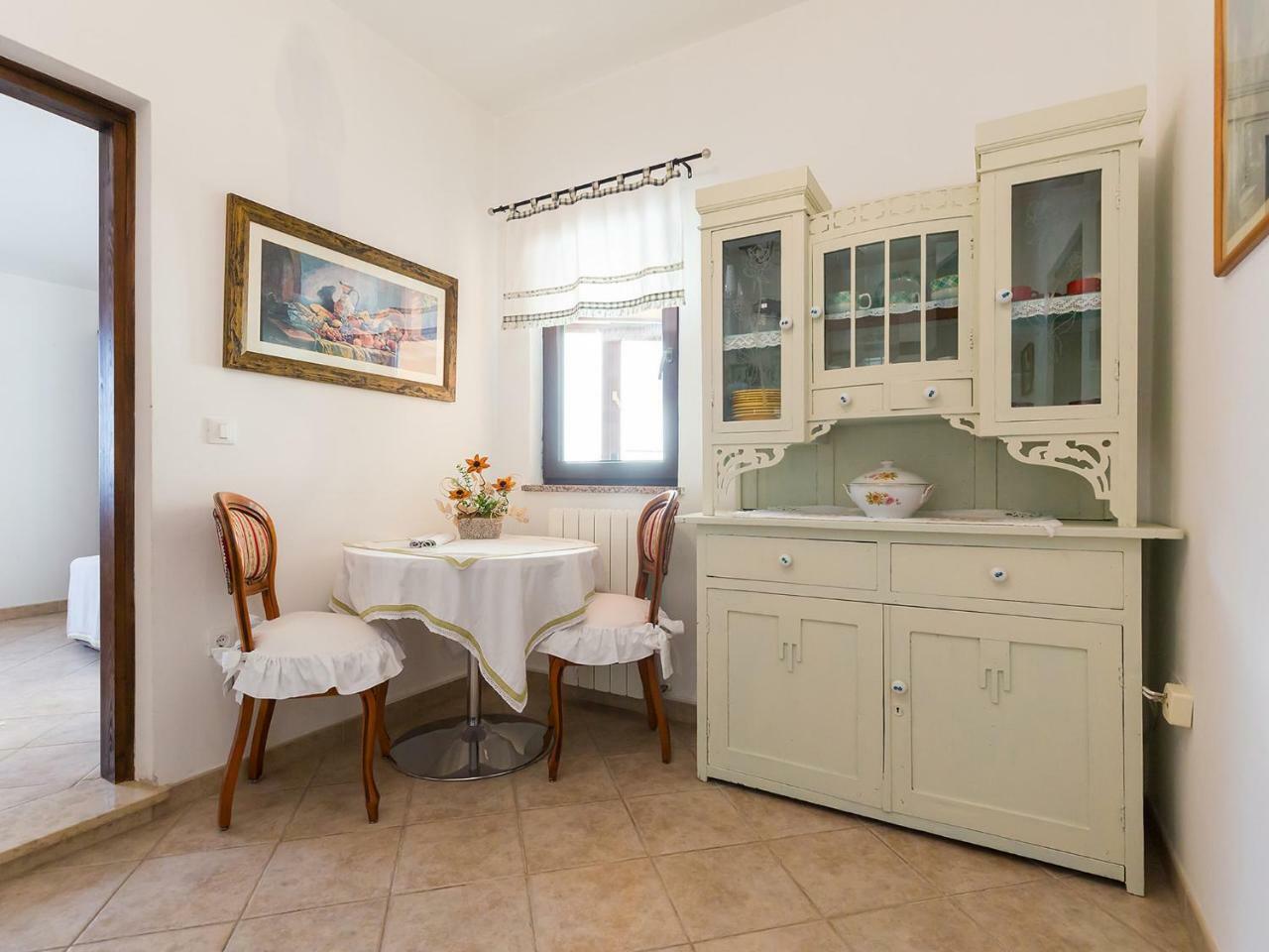 Apartments Vesna Funtana Extérieur photo